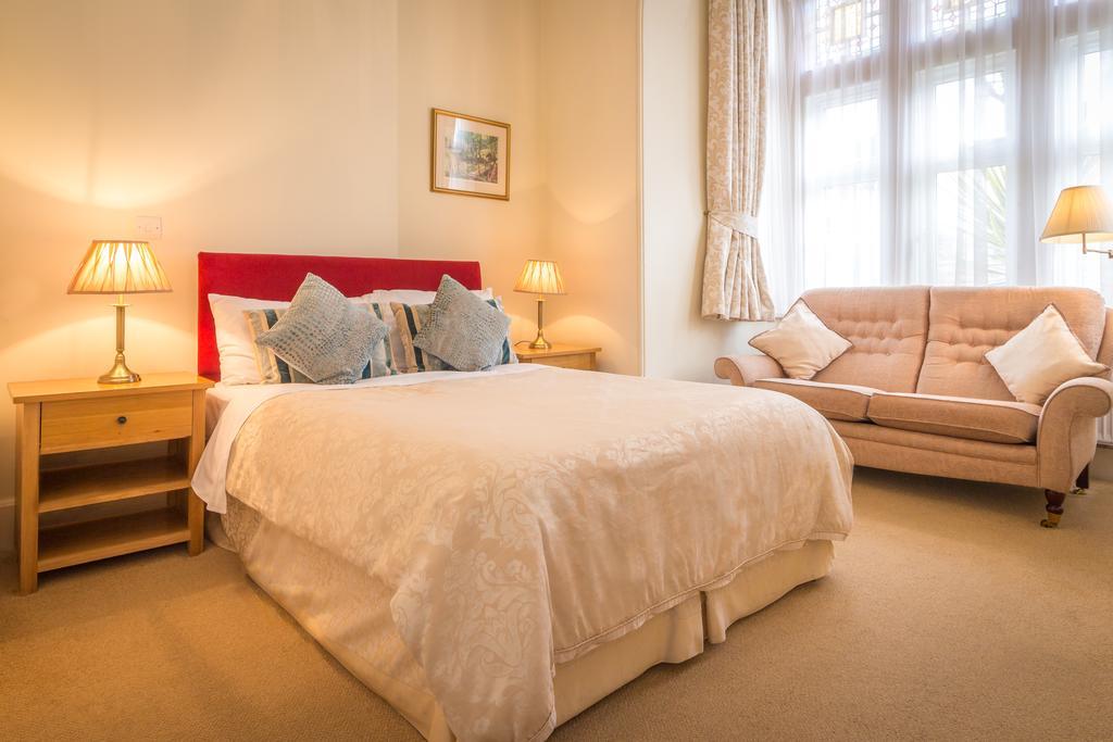Villiers Lodge Surbiton 外观 照片
